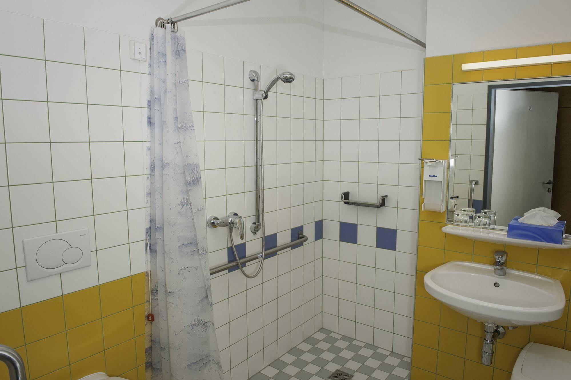 Haus Mobene - Hotel Garni Graz Exterior photo